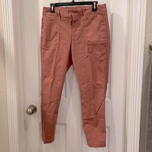 Old Navy Pixie Pant